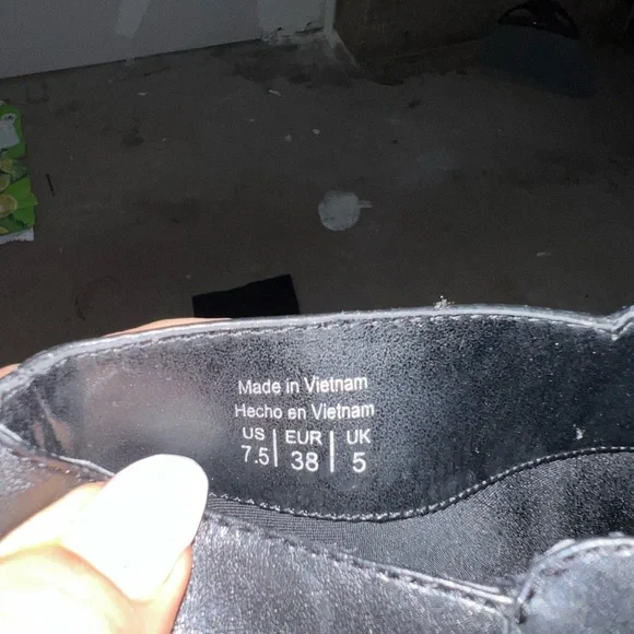 ALDO Black Leather Under the Knee-High Boots - Picture 5 of 6